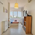 Iro S House Ferienhaus