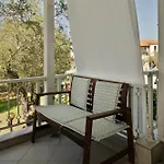 Iro S House