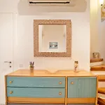 Iro S House Ferienhaus