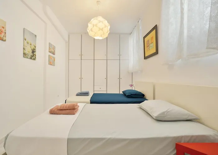 Iro S House * Chaniotis