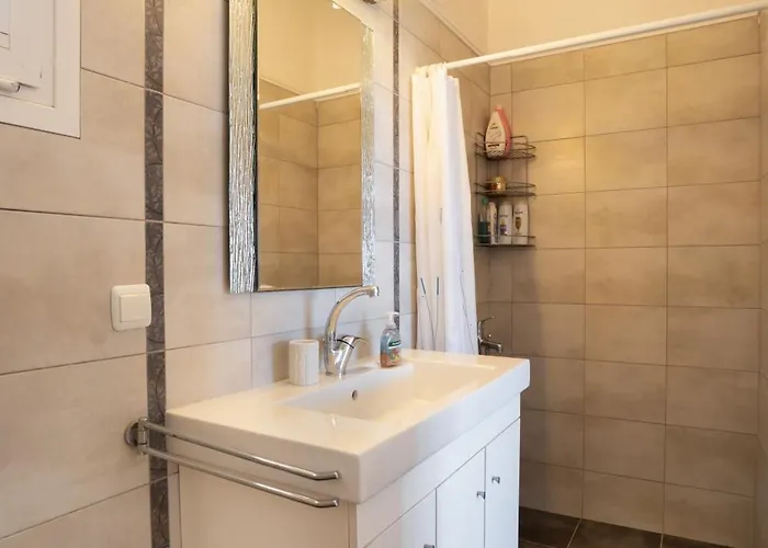 Holiday home Iro S House